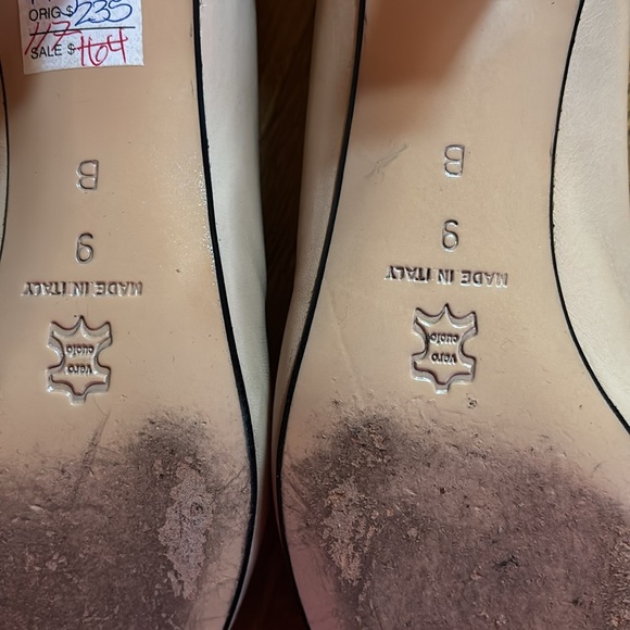 Vintage Bally Royce Bone and Black Heels - Picture 7 of 10